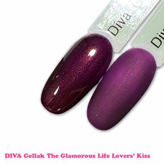 Diva CG Lovers Kiss