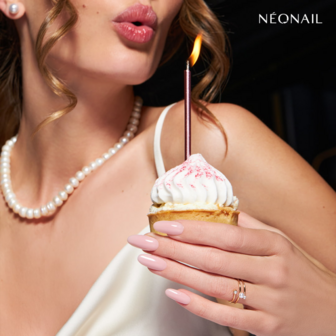 NN Cg Cheerfull Moments ( semi transparant)