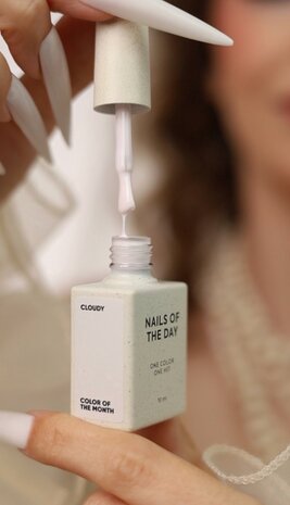 Color Of the Month April 26 Cloudy