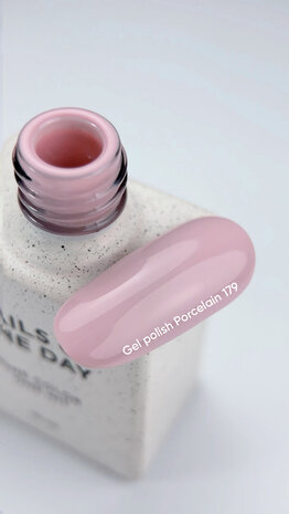 179 NOTD CG Porcelain